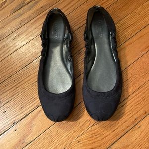 Coach monogrammed black ballet flats. Size 8